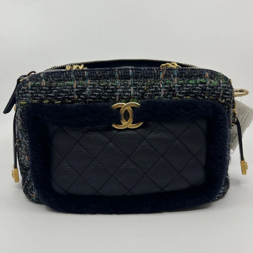 CHANEL Multicolor Tweed and Black Leather Crossbody Bag